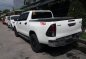 Selling White Toyota Hilux 2016 Pickup Truck in Manila-3