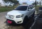 Selling White Hyundai Santa Fe for sale in Cabanatuan-4