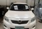 Selling Pearl White Toyota Corolla for sale in San Fernando-1