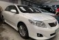Selling Pearl White Toyota Corolla for sale in San Fernando-3