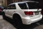Selling White Toyota Fortuner 2007 in Manila-7