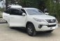 Selling White Toyota Fortuner 2018 in Manila-6