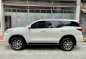 Selling White Toyota Fortuner 2016 in Mandaluyong-1