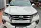 Selling White Toyota Fortuner 2016 in Mandaluyong-0