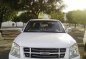 Sell White Isuzu D-Max in Quezon City-0