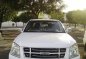 Sell White Isuzu D-Max in Quezon City-8