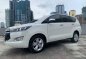 Selling Pearl White Toyota Innova 2018 in Pasig-2