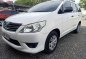 Selling White Toyota Innova 2016 in Santiago-6