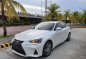 Selling Pearl White Lexus IS 350 2018 in Quezon City-1