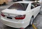 Sell Pearl White 2017 Toyota Camry in Parañaque-8