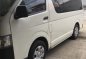 Selling White Toyota Hiace 2017 in Calamba-3