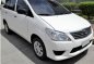 White Toyota Innova for sale in Mandaluyong -2