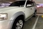Sell White Ford Everest in Mandaluyong-5