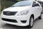 White Toyota Innova for sale in Mandaluyong -1