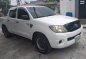 Selling Pearl White Toyota Hilux in Parañaque-7