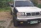 Sell Pearl White 2000 Nissan Frontier in Cavite-1