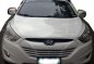 Selling White Hyundai Tucson 2013 SUV at 33051 km in Manila-1