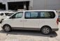 Selling White Hyundai Grand Starex 2011 in Manila-6