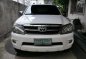 Pearl White Toyota Fortuner 2007 for sale in Manila-0