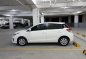 White Toyota Yaris 2014 for sale in Manila-2