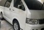 Sell Pearl White 2009 Toyota Hiace Super Grandia in Manila-1