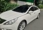 Selling Pearl White Hyundai Sonata 2011 in Pasig-3