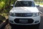 Selling White Ford Everest 2014 in Manila-3