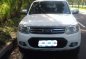Selling White Ford Everest 2014 in Manila-6