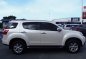 Selling White Isuzu Mu-X 2016 SUV in Manila-3