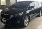 Selling Black Kia Grand Carnival 2016 in Quezon City-0