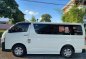 Selling White Toyota Hiace 2017 in Angeles-1