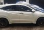 White Honda HR-V 2016 for sale in Parañaque-1