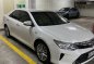 Selling Pearlwhite Toyota Camry 2018 in San Juan-3