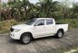 White Toyota Hilux 2013 for sale in Quezon-0