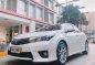 Pearlwhite Toyota Corolla Altis 2014 for sale in Pasig-4