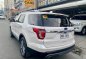 Selling White Ford Explorer 2017 in Quezon-4