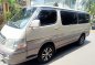 Toyota Hiace Super Grandia 2002 -1