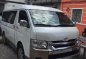 Selling White Toyota Hiace Super Grandia 2017 -6