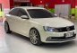 Selling Volkswagen Jetta 2017 -2