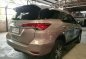 Selling Toyota Fortuner 2017-8