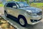 Selling White Toyota Fortuner 2012 -1