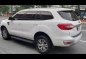 Selling White Ford Everest 2018 in Quezon-9