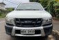 Selling White Isuzu Crosswind 2016 -1