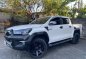 Sell 2017 Toyota Hilux-2