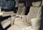 Pearl White Toyota Alphard 2020 for sale in Automatic-7