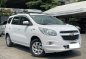 Selling White Chevrolet Spin 2015 in Makati-0