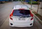 Selling White Honda Jazz 2017 in Quezon-3