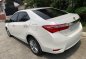 Selling Pearl White Toyota Altis 2017 in Marikina-1