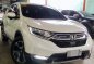 Selling White Honda CR-V 2018 in Quezon-0