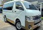 Selling White Toyota Hiace Super Grandia 2015 in Marikina-1